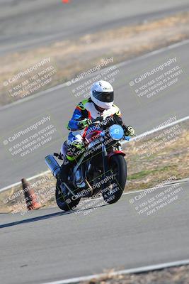 media/Feb-05-2023-Classic Track Day (Sun) [[c35aca4a42]]/Group 3/session 4 turn 4/